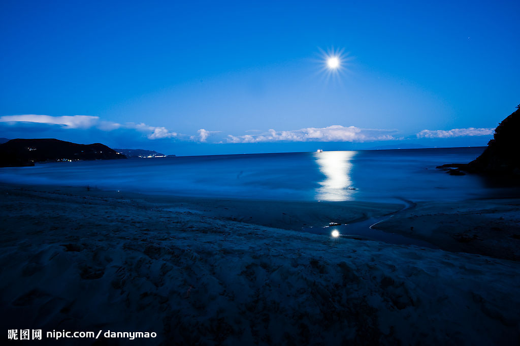 喝蜂蜜水可以给身体带来不少的好处 止咳又安眠‘太阳成集团tyc7111cc’(图1) 太阳成集团tyc7111cc