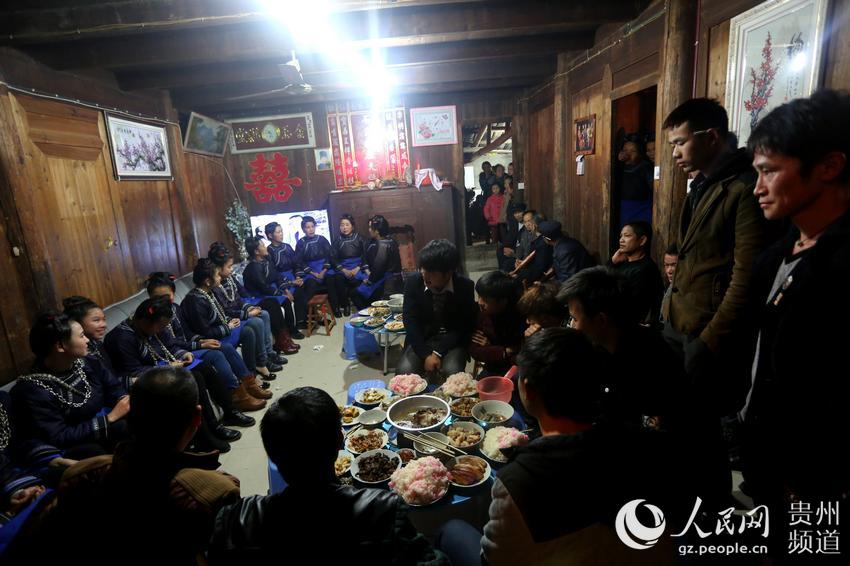 “太阳成集团tyc7111cc”厦门代孕行业佣金暴涨包生男孩近百万