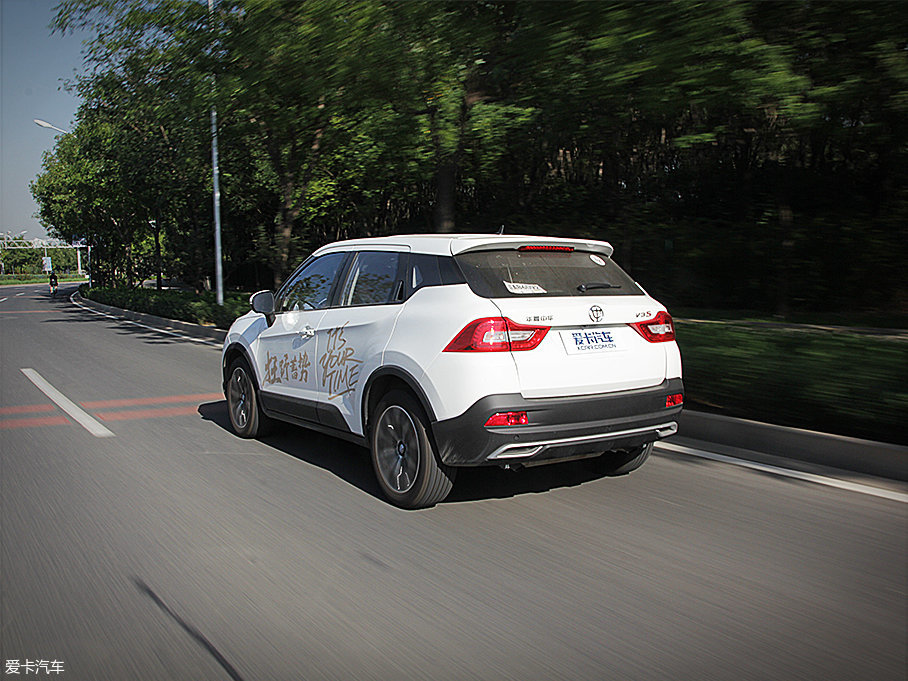 “太阳成集团tyc7111cc”快递奶粉包装破裂“保丢不保损”难题何解?(图1) 太阳成集团tyc7111cc