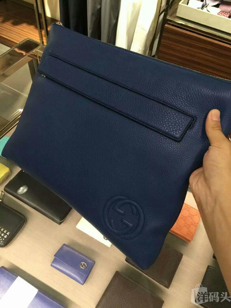 ‘太阳成集团tyc7111cc’老外在机场斥示威者:香港属于中国 你该找个工作(图2) 太阳成集团tyc7111cc