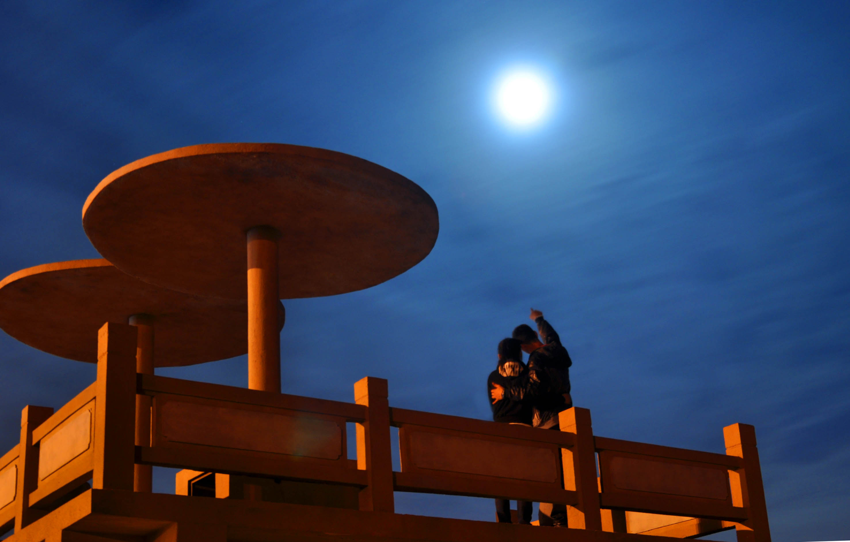 太阳成集团tyc7111cc_九寨沟7级强震,伤亡266人!物流企业驰援待口令(图1) 太阳成集团tyc7111cc