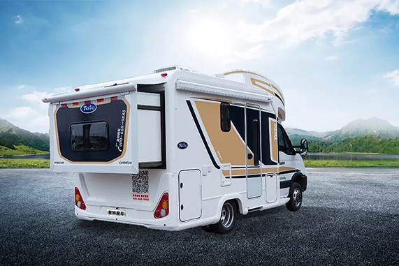 特朗普对华口气突然放缓?英国:他被吓坏了‘太阳成集团tyc7111cc’(图2) 太阳成集团tyc7111cc