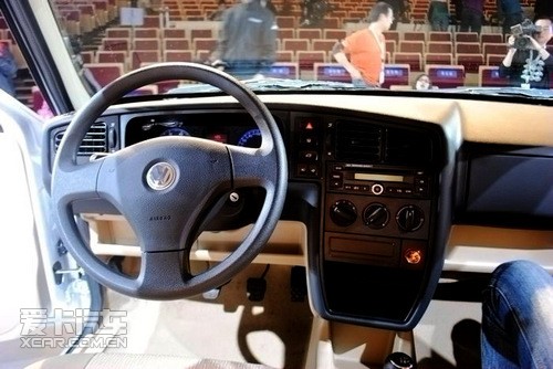 太阳成集团tyc7111cc:咸阳市邮政局联合市公安局督导检查寄递渠道实名收寄工作(图1) 太阳成集团tyc7111cc