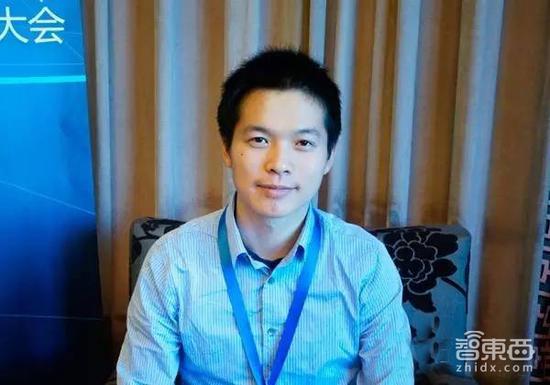 “太阳成集团tyc7111cc”男模走秀踩鞋身亡,鞋带惹祸或是癫痫索命?(图2) 太阳成集团tyc7111cc